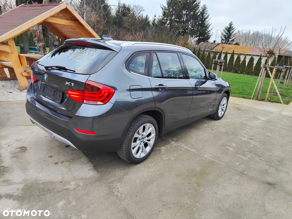 BMW X1 xDrive18d xLine - 3