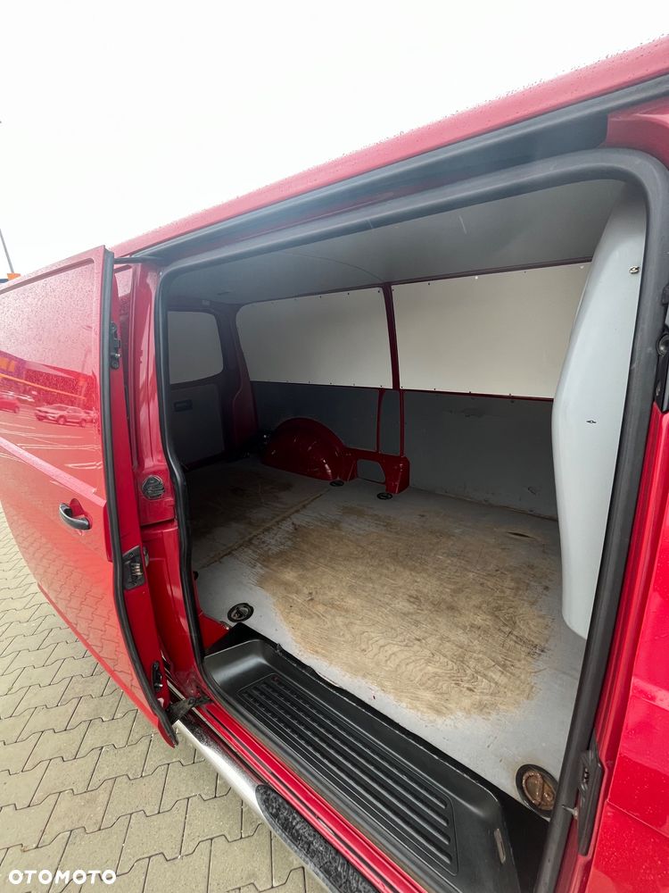 Volkswagen T5 - 13