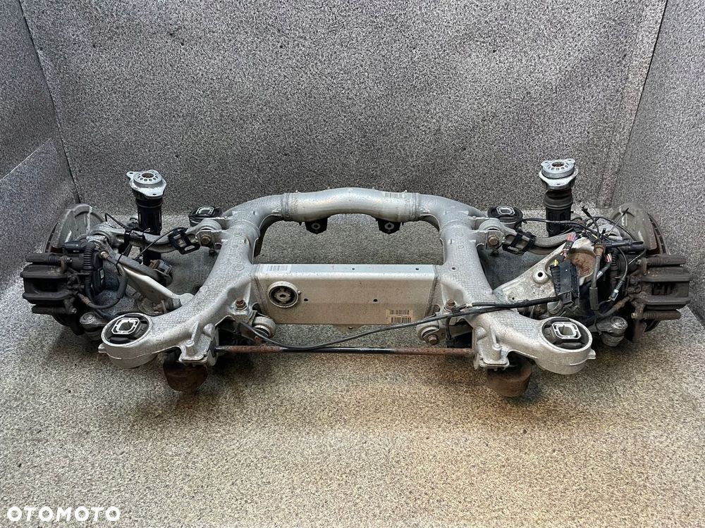Belka wozek zawieszenie wahacze zaciski tarcze drazek tyl BMW F11 2.0D N47 - 5