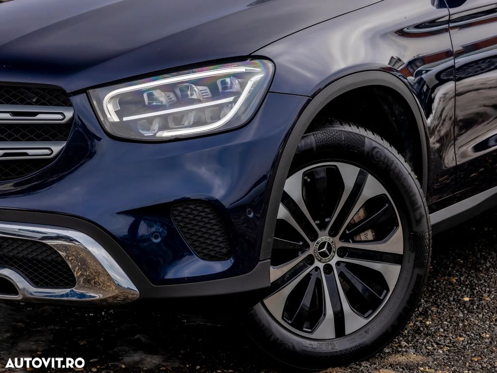 Mercedes-Benz GLC 300 e 4MATIC - 12