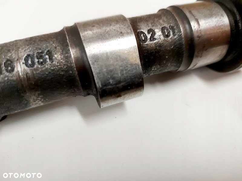 mercedes w123 2.4 d wałek rozrządu 616051 - 7