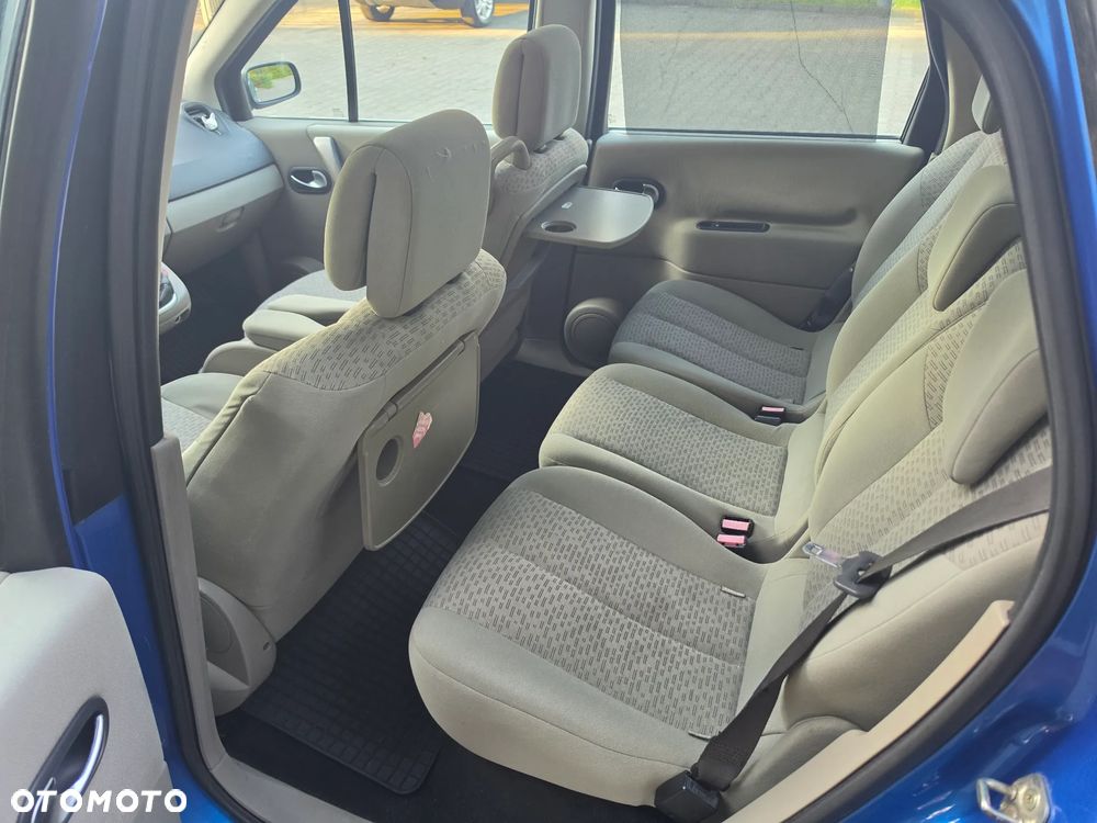 Renault Scenic 1.9 dCi Exception - 6
