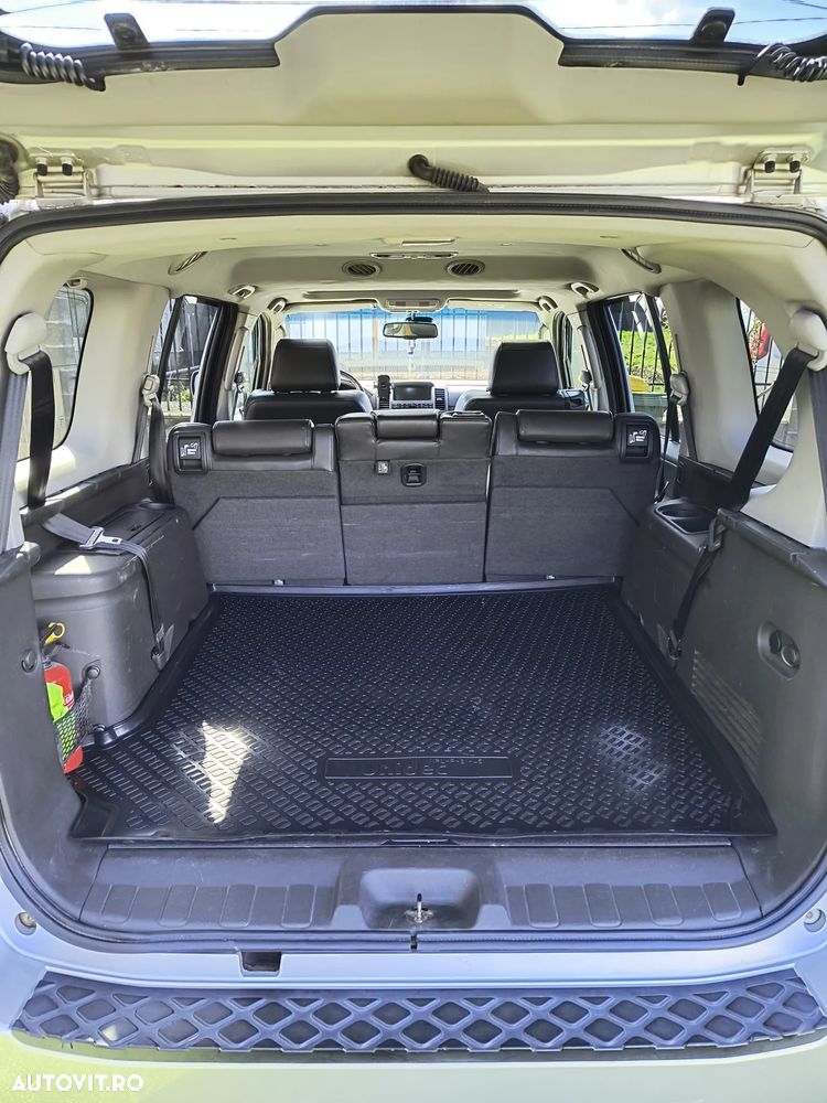 Nissan Pathfinder 2.5 dCi Aut LE - 33