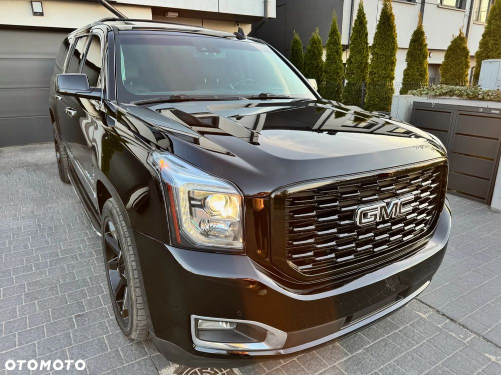 GMC Yukon Denali 6.2 XL - 4