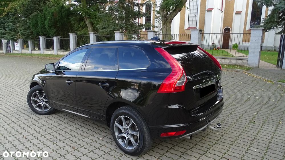 Volvo XC 60 D3 Drive-E Ocean Race - 4