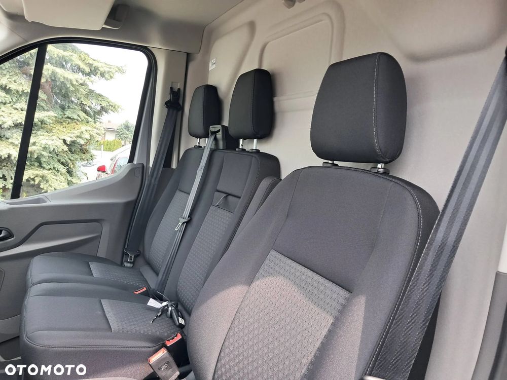Ford Transit - 20