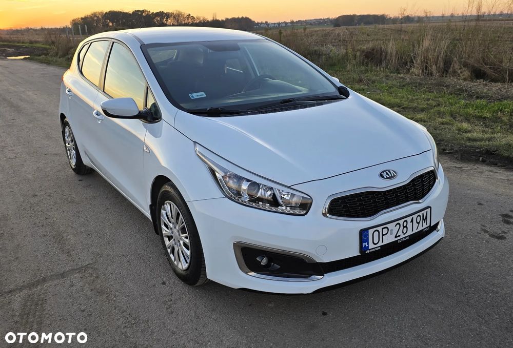 Kia Ceed Cee'd 1.4 L - 4
