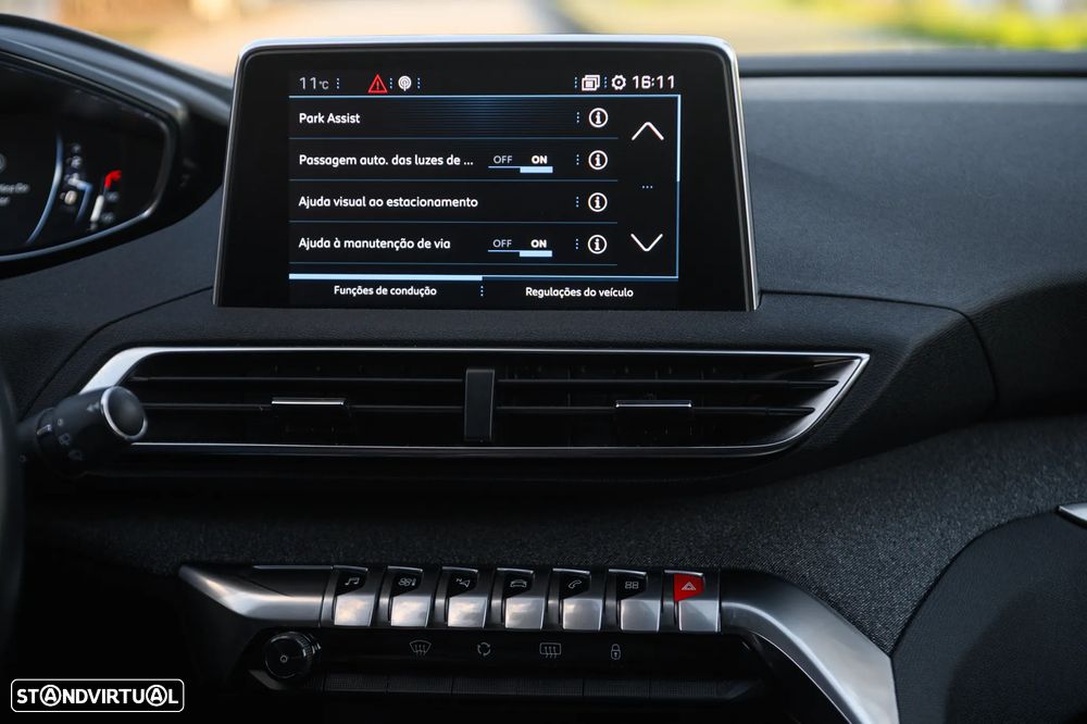 Peugeot 3008 PureTech 130 Stop & Start GPF EAT8 Allure - 34