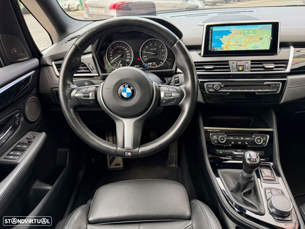 BMW 218 Gran Tourer i 7L Pack M - 25