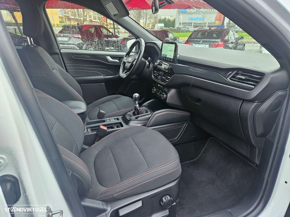 Ford Kuga 1.5 TDCi EcoBlue ST-Line - 11