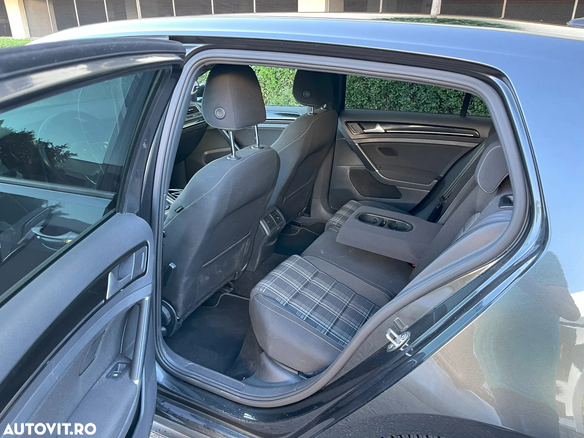 Volkswagen Golf 2.0 TDI DSG GTD - 15