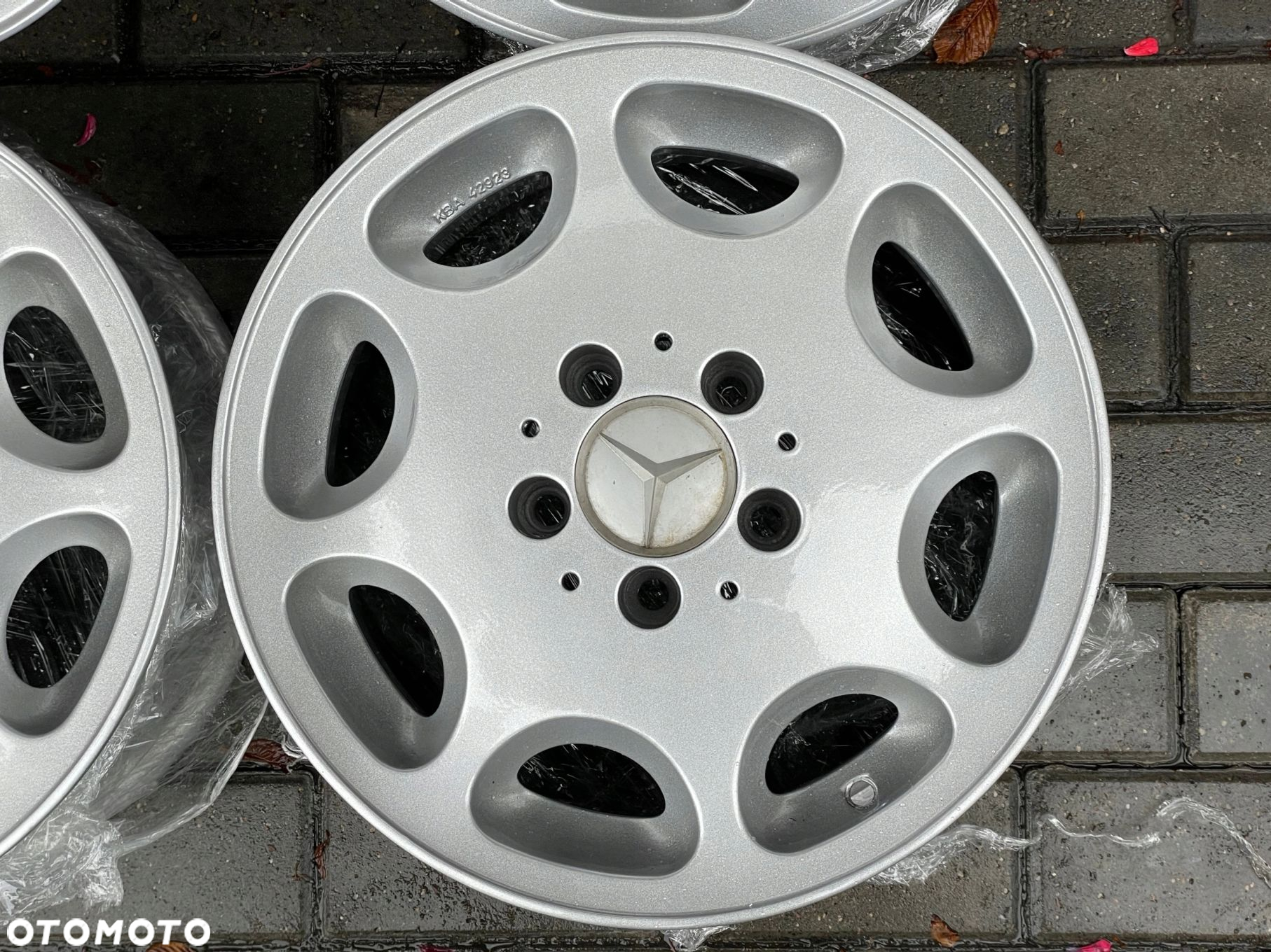 Alu Felgi MERCEDES 8 LOCH 15" 7J ET40 W124 W201 - 5