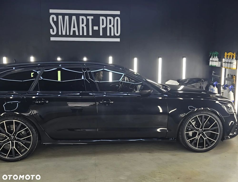 Audi RS6 Avant - 9