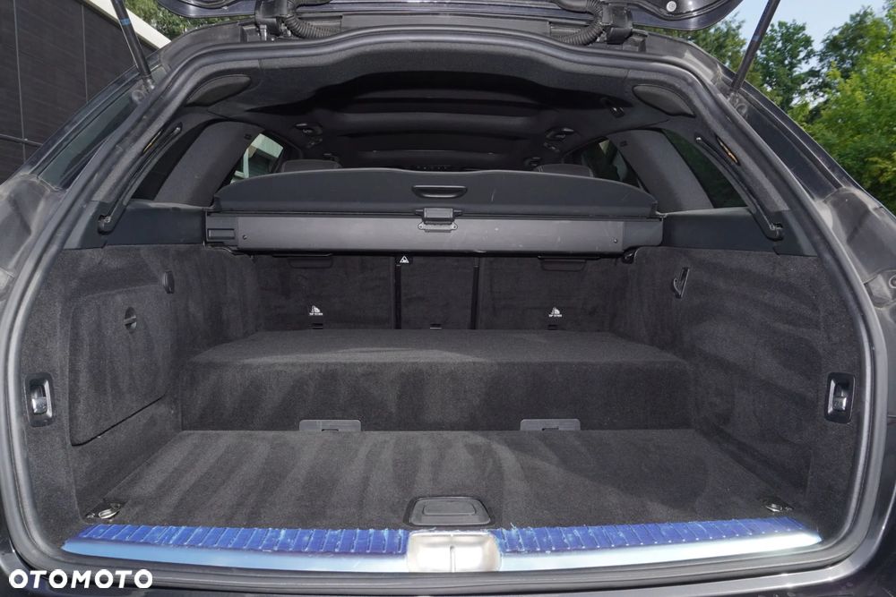 Mercedes-Benz Klasa C 300 de 9G-TRONIC - 19