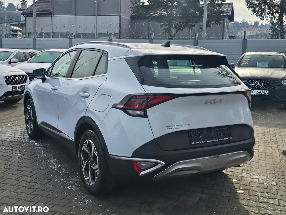 Kia Sportage 1.6 CRDI 2WD Eco-Dynamics+ (48V M-H) Black Edition - 3