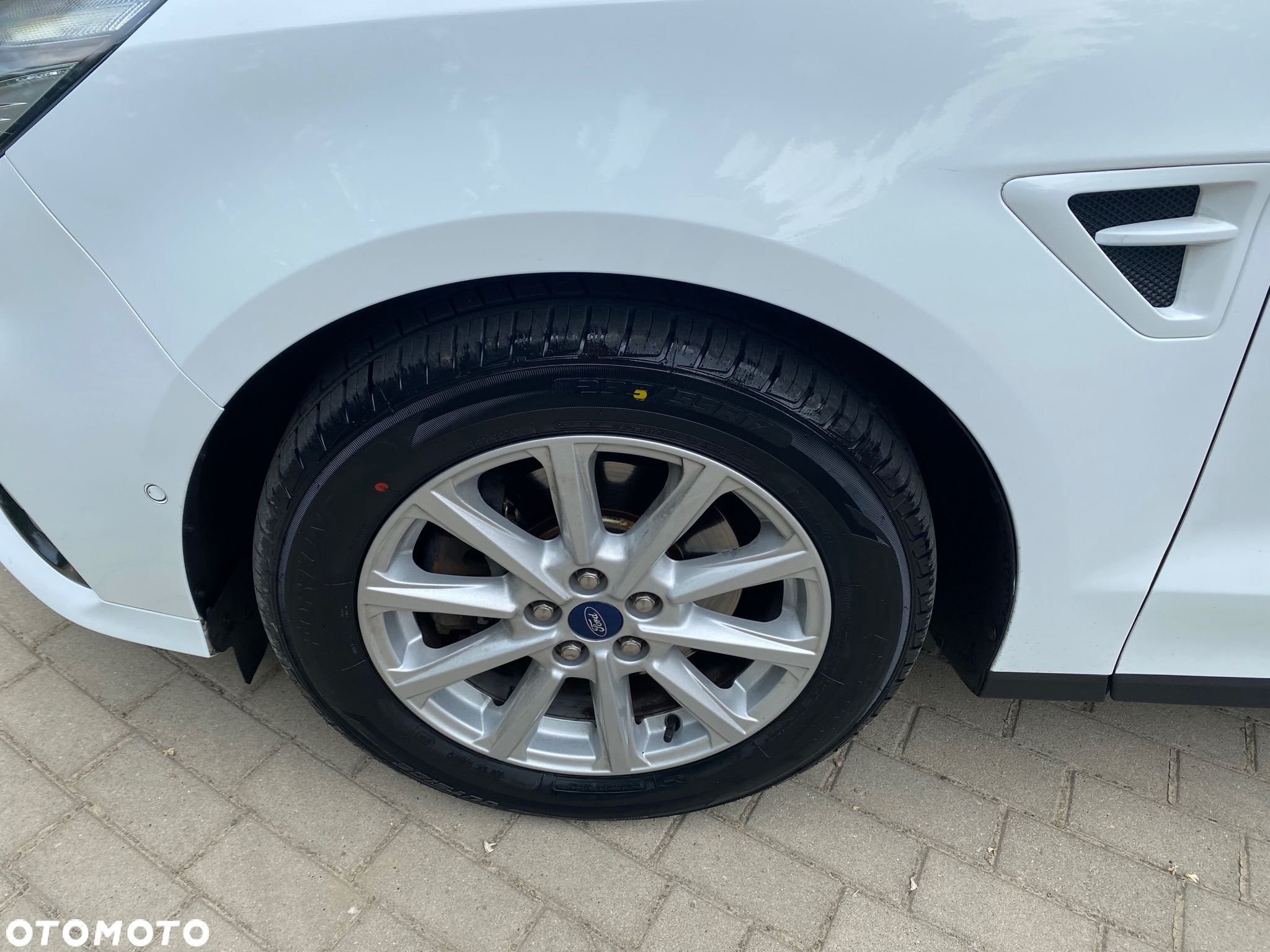 Ford S-Max 2.0 TDCi Titanium PowerShift - 40