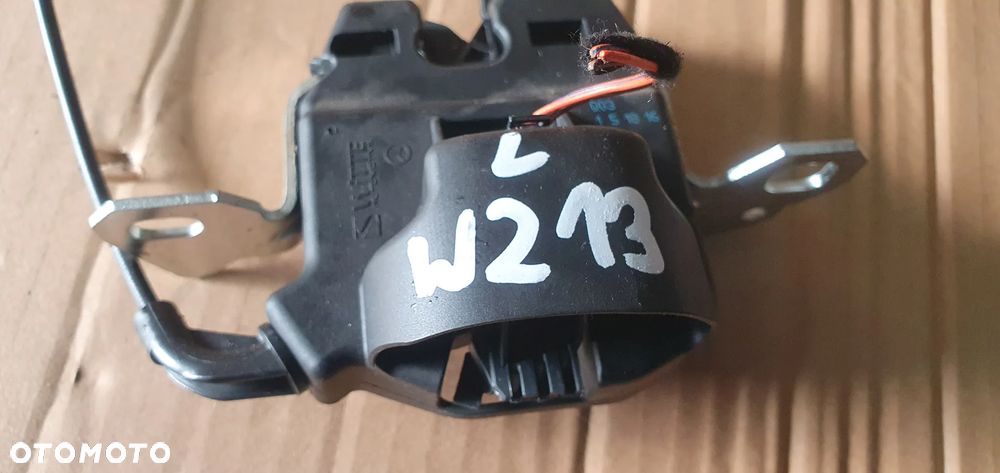 Zamek kanapy lewy tył tylny klamka Mercedes W-Klasa W213 A2059204900 - 9