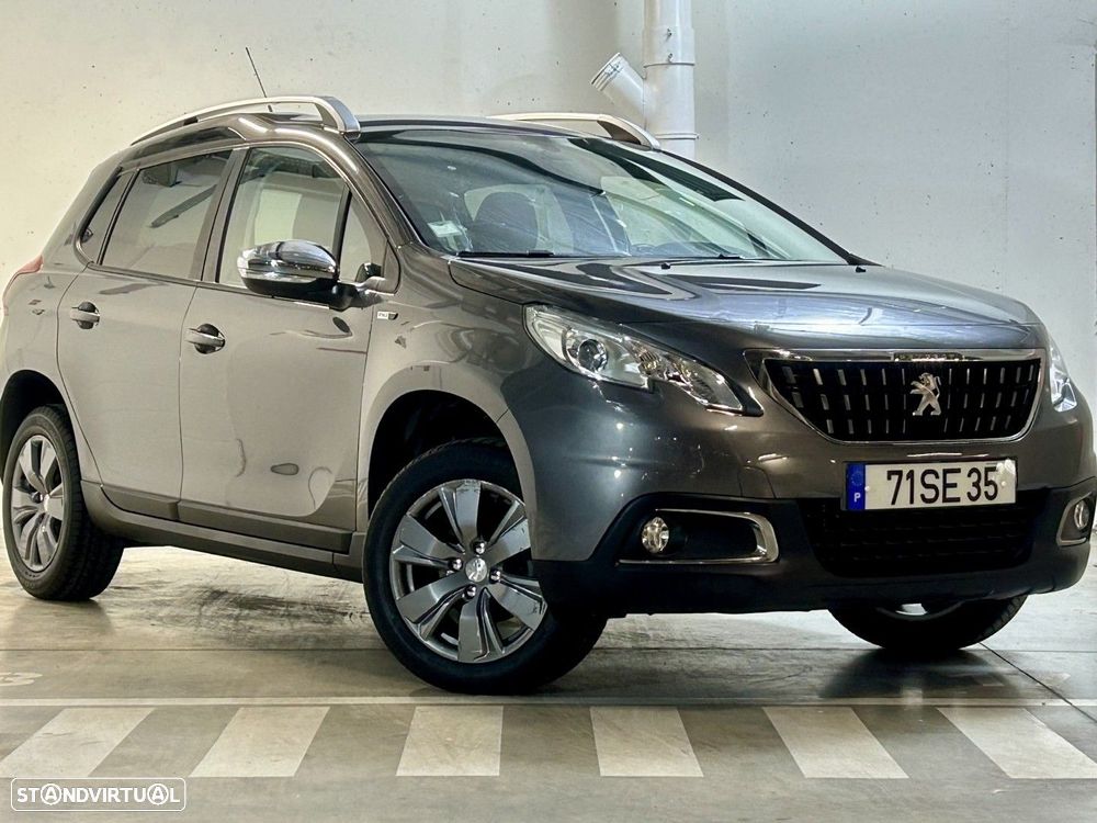 Peugeot 2008 1.2 PureTech Style - 45