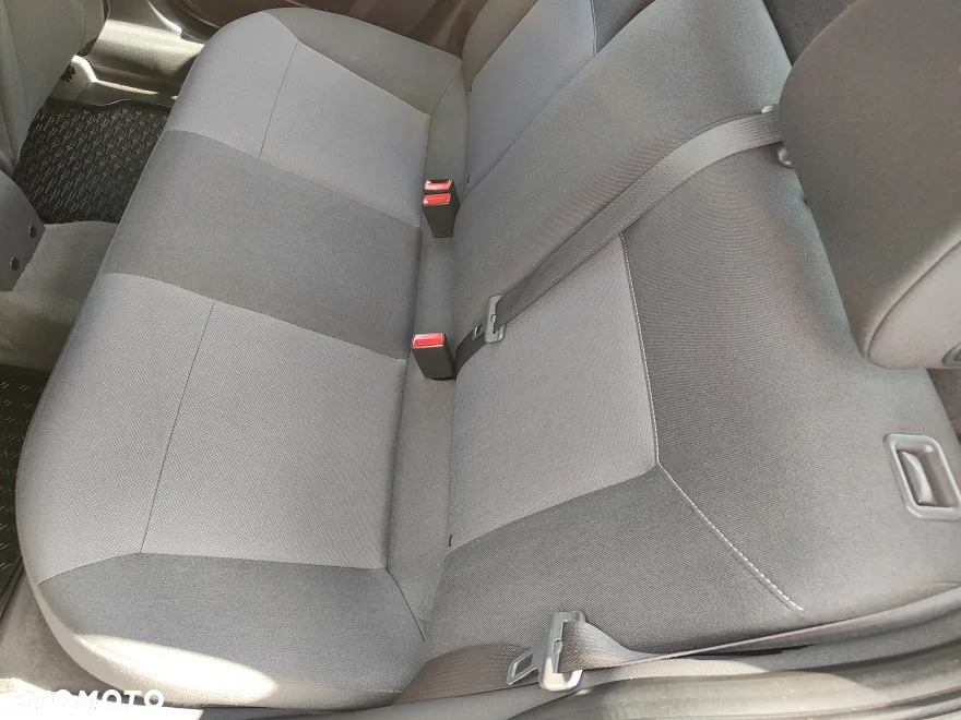 Opel Astra III 1.6 - 12
