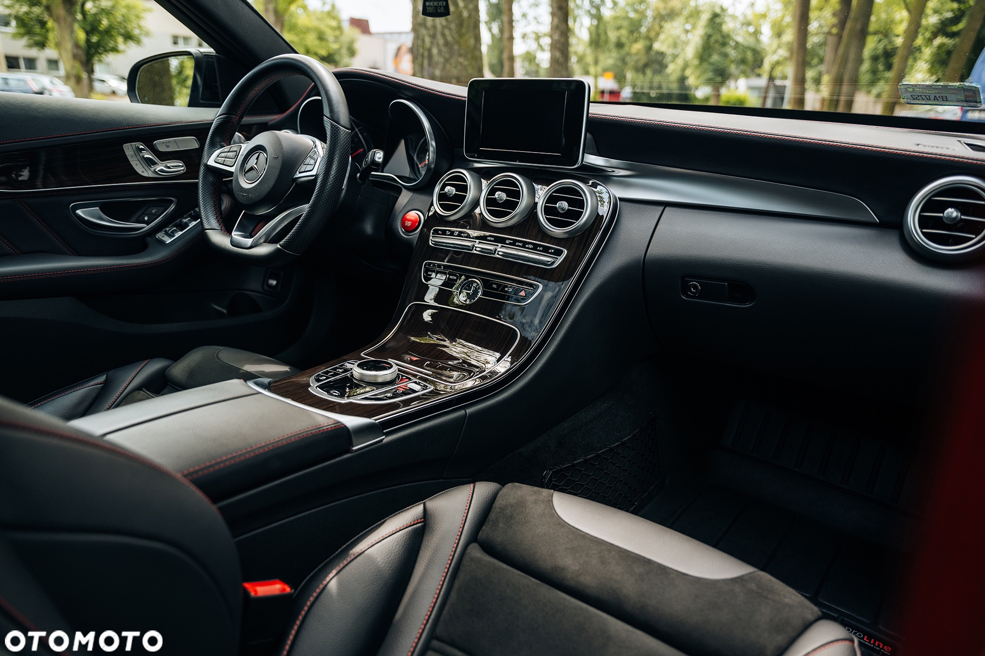 Mercedes-Benz Klasa C AMG 43 4Matic 9G-TRONIC - 25