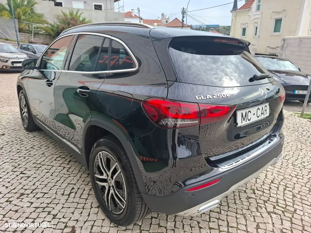 Mercedes-Benz GLA 250 e 8G-DCT Edition Plug-in-Hybrid - 4