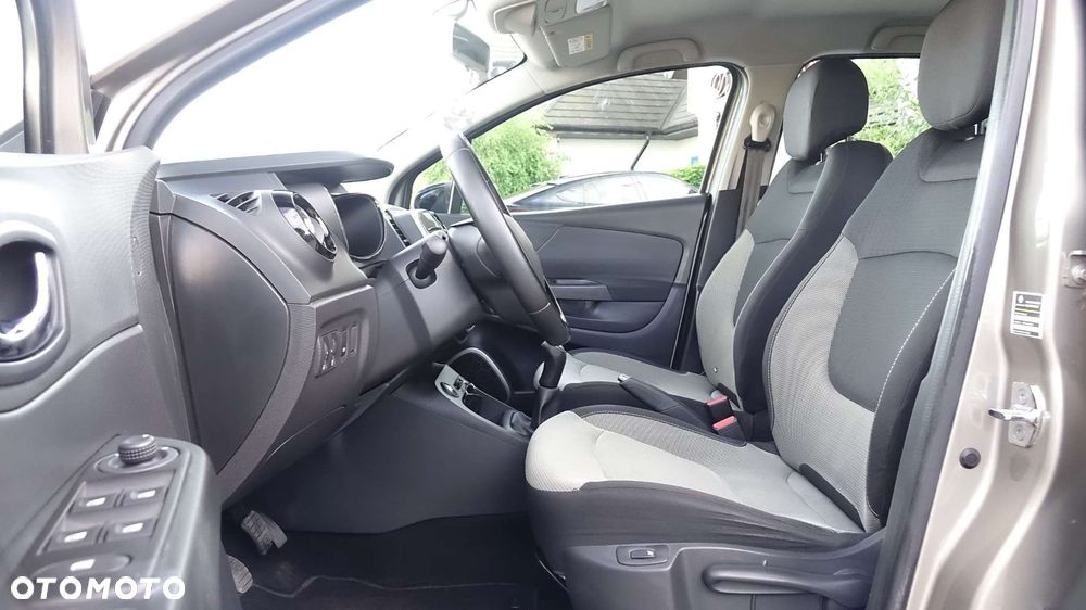 Renault Captur - 23