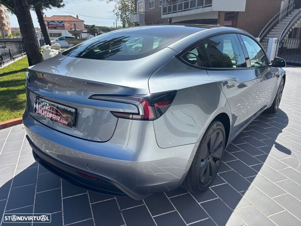Tesla Model 3 Tração Traseira Premium - 29