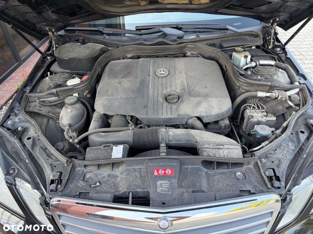 Mercedes-Benz Klasa E 200 CDI DPF BlueEFFICIENCY 7G-TRONIC - 27
