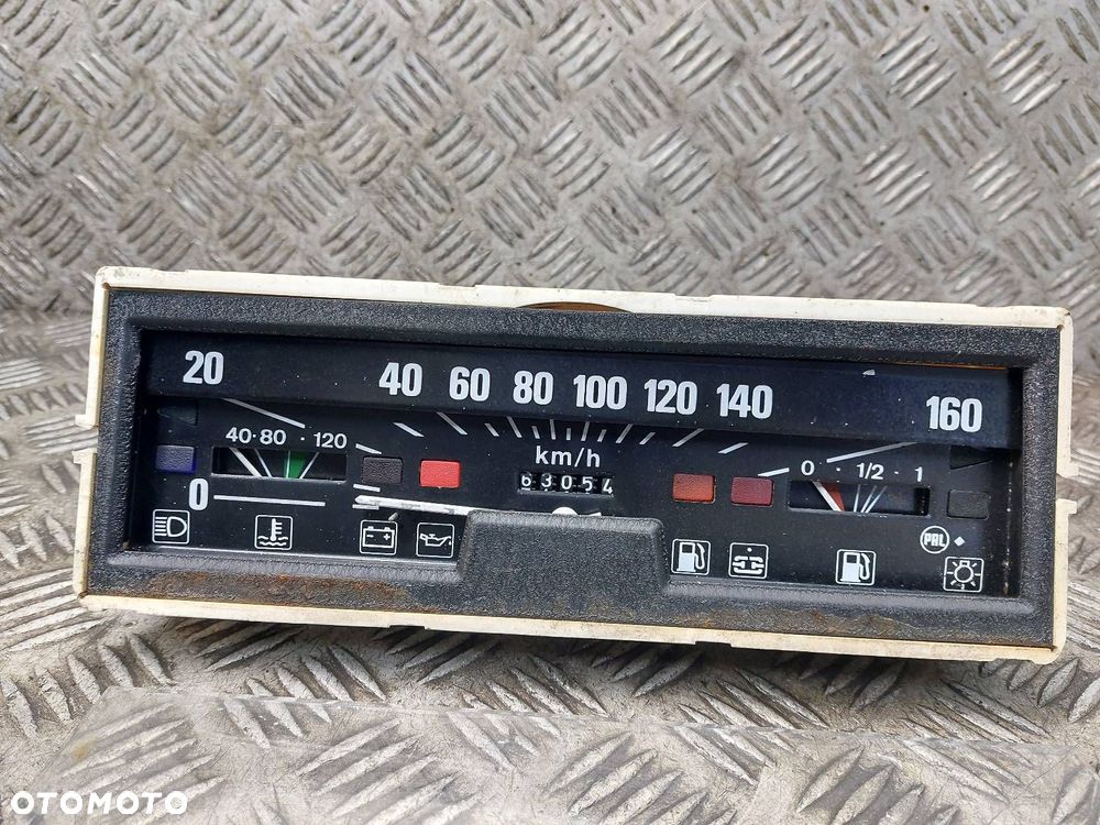 LICZNIK ZEGARY SKODA 105 S I 31350012 - 3