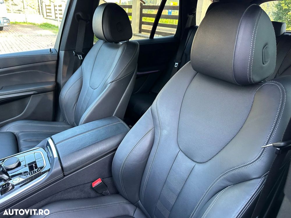 BMW X5 xDrive40i - 23
