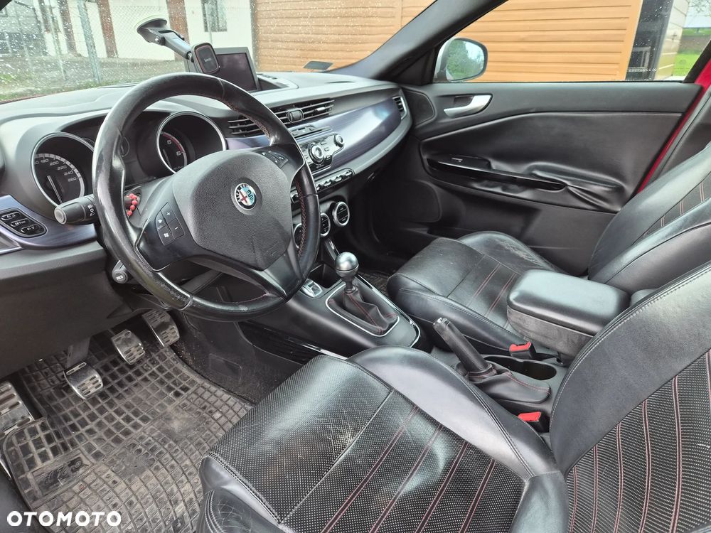 Alfa Romeo Giulietta 2.0 JTDM 16V - 3