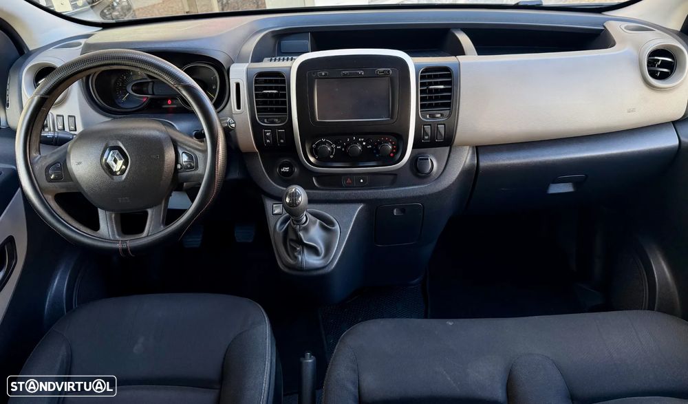 Renault Trafic 1.6 dCi L2H1 1.2T SS - 12
