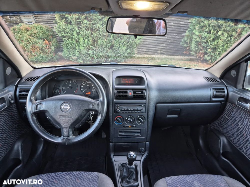 Opel Astra - 4
