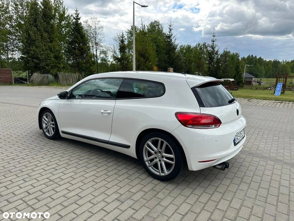 Volkswagen Scirocco 2.0 TSI - 13