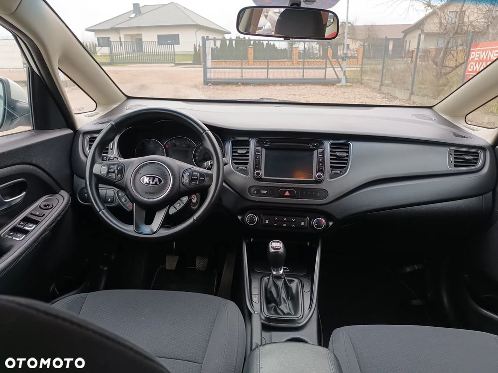 Kia Carens 1.6 CVVT Vision - 28