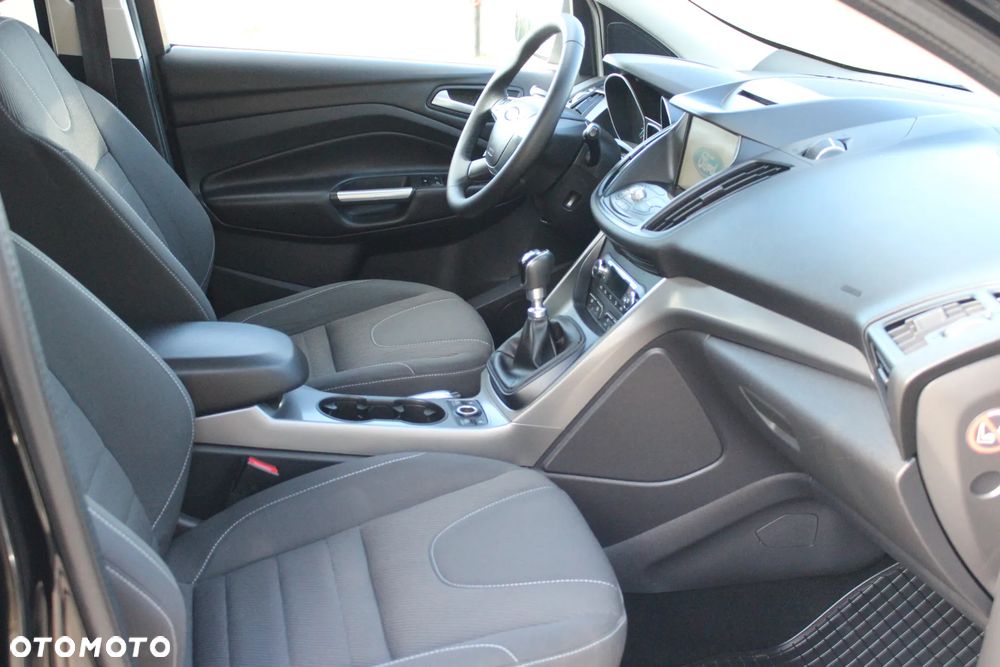 Ford Kuga 2.0 TDCi 4x4 Titanium - 19