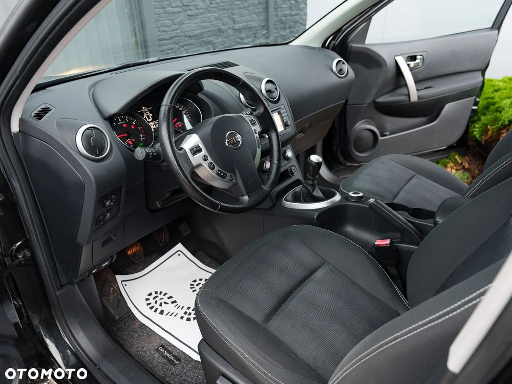 Nissan Qashqai+2 - 17