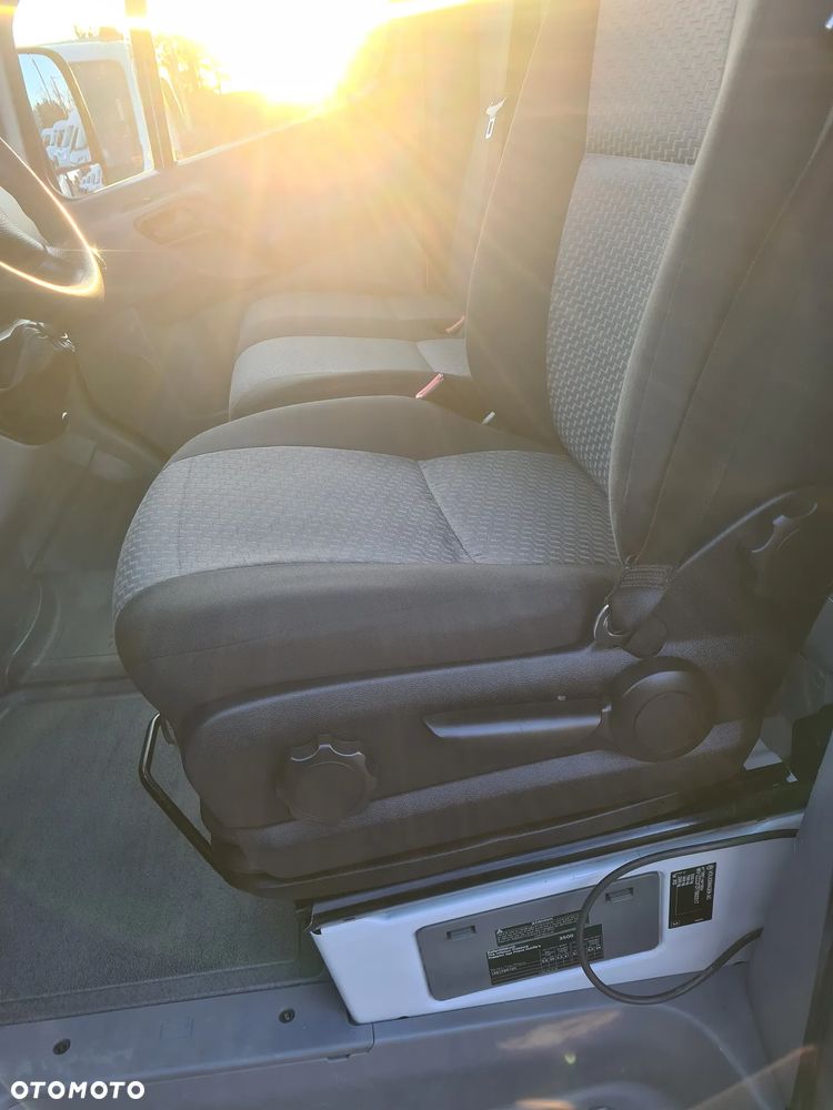 Volkswagen Crafter - 21