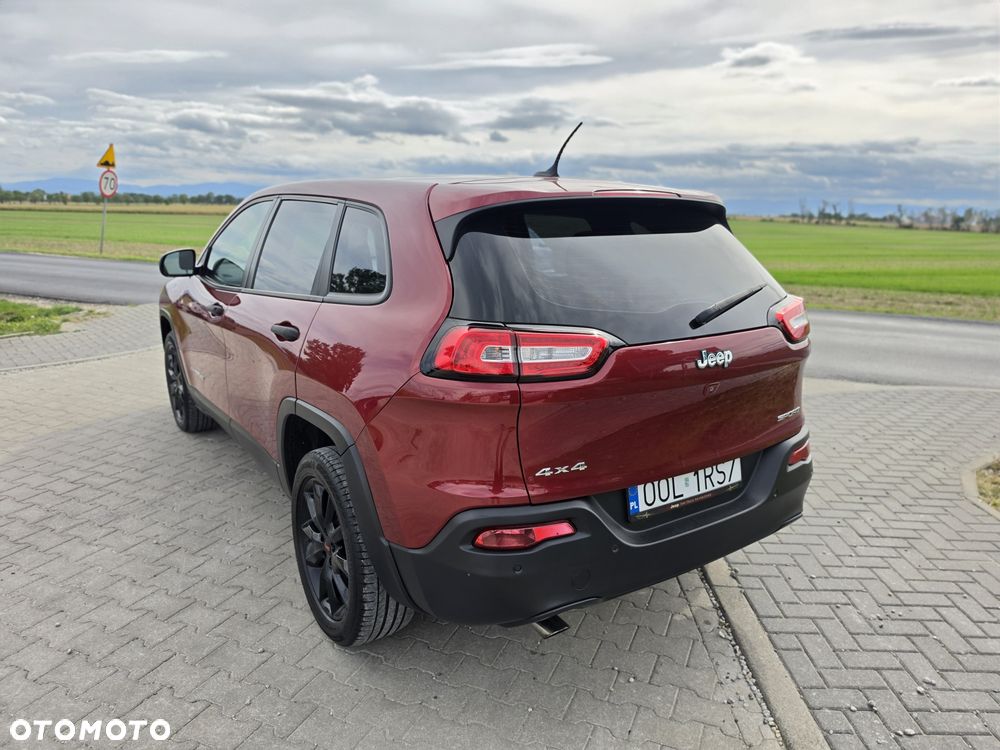 Jeep Cherokee - 6