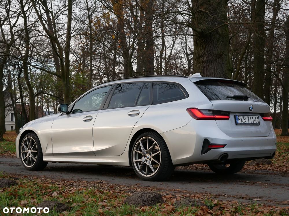 BMW Seria 3 320d MHEV - 15