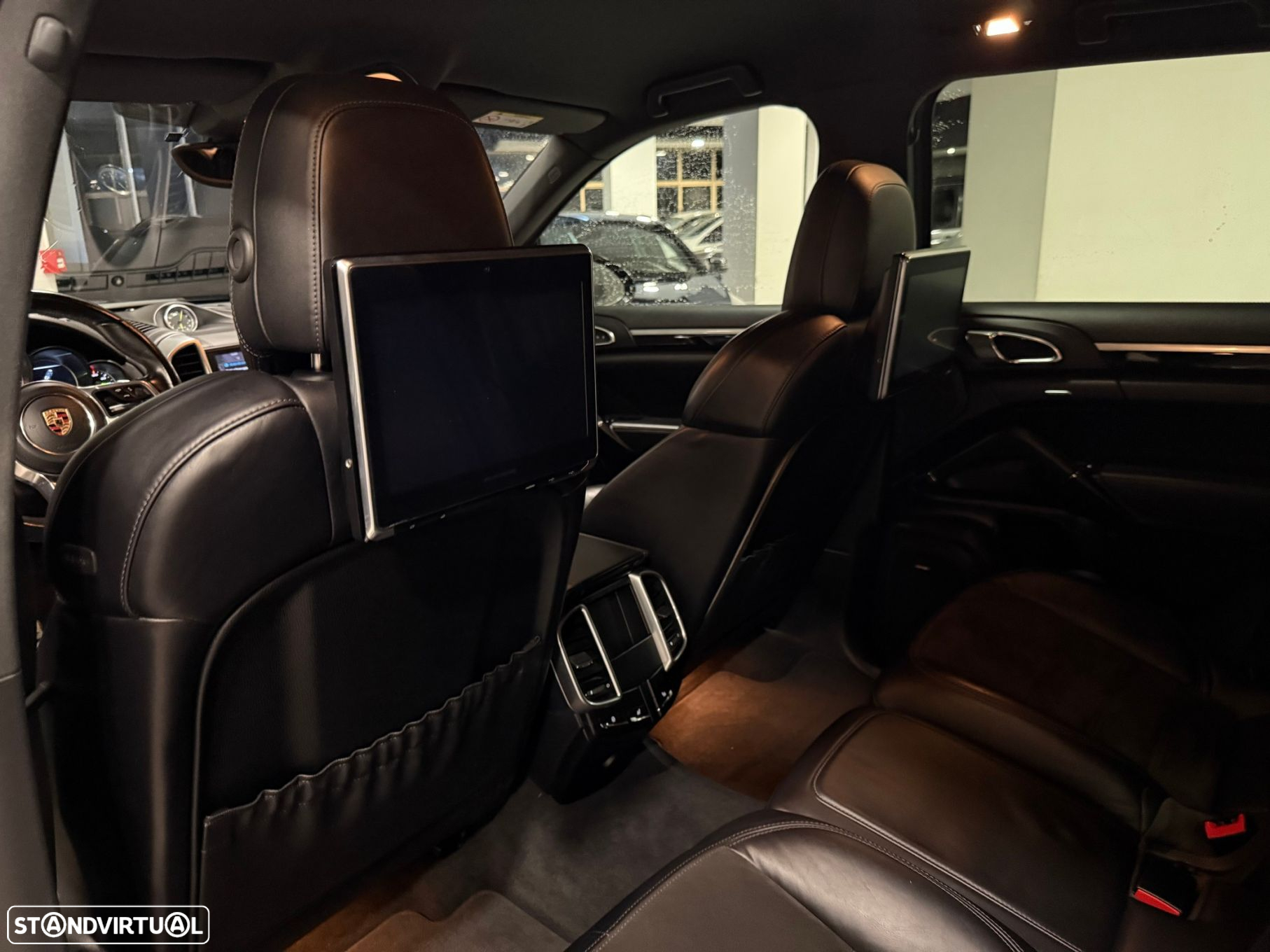 Porsche Cayenne S E-Hybrid Platinum Edition - 28