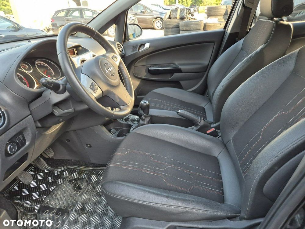 Opel Corsa 1.4 16V 150 Jahre - 13