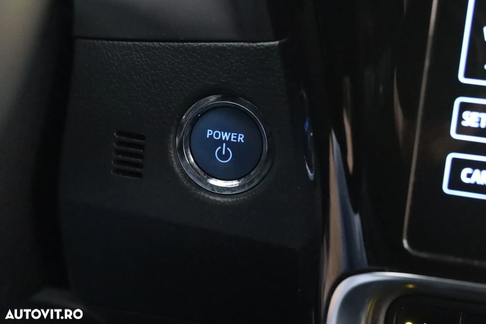 Toyota Auris 1.8 L VVT-i Hybrid Sol - 34