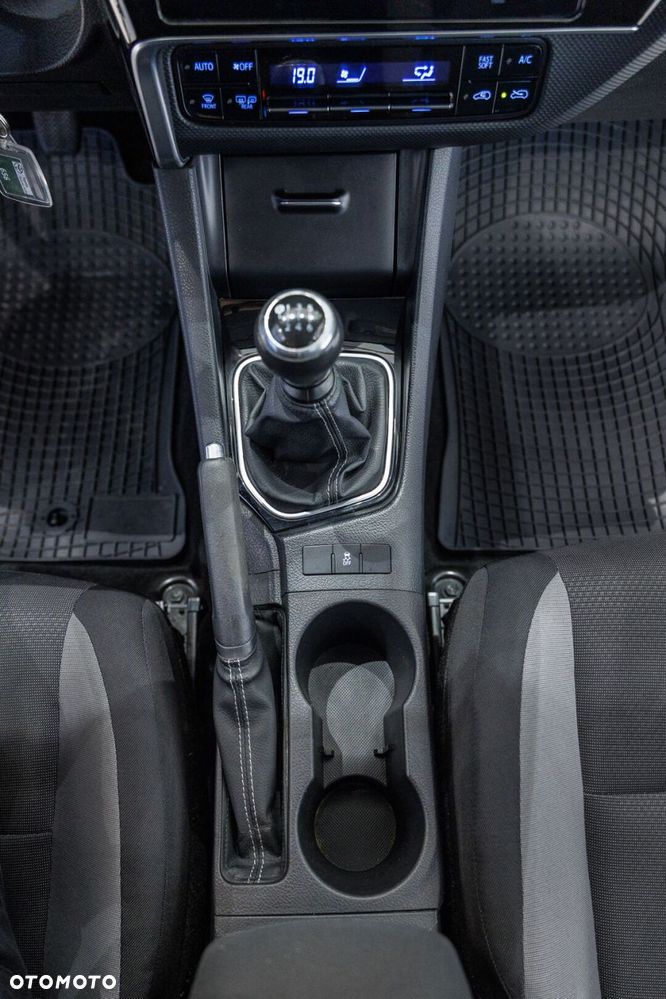 Toyota Auris 1.33 VVT-i Active - 30