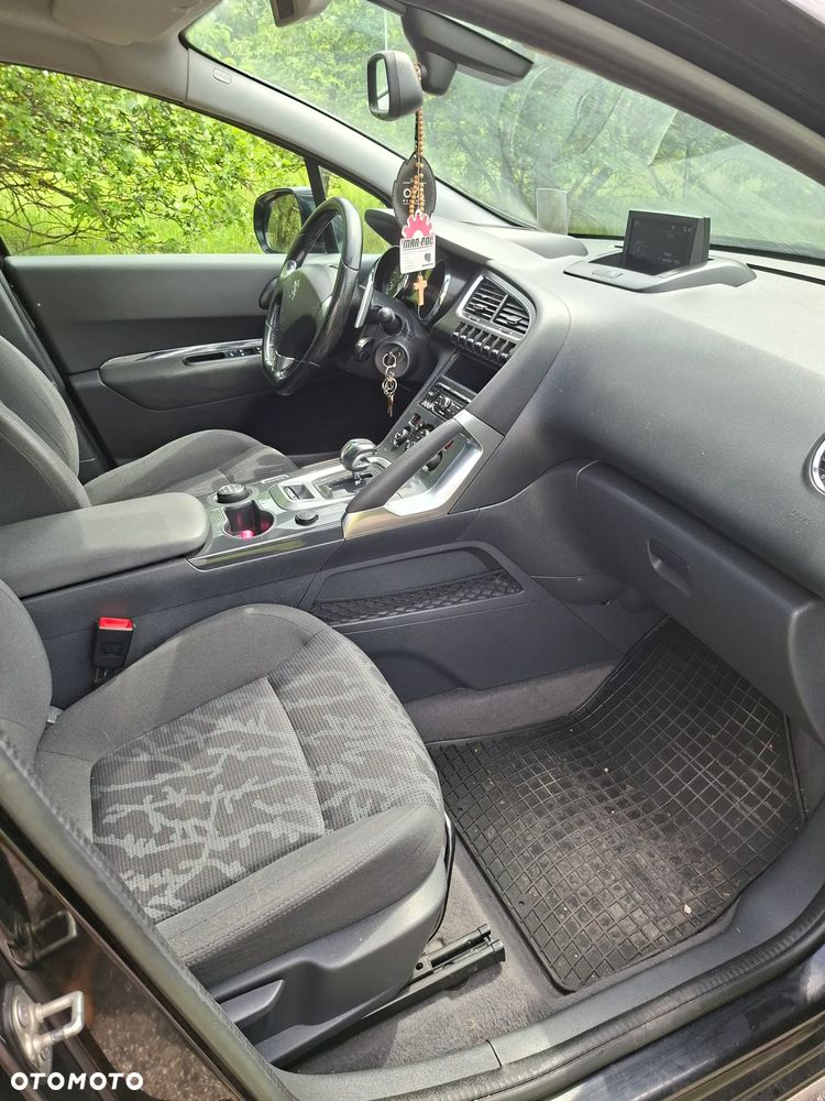 Peugeot 3008 2.0 HDi HYbrid4 - 8