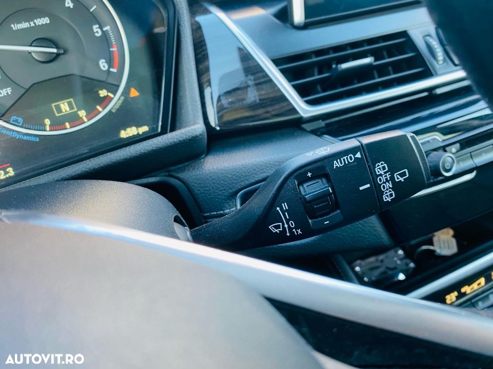 BMW Seria 2 218d Luxury Line - 8