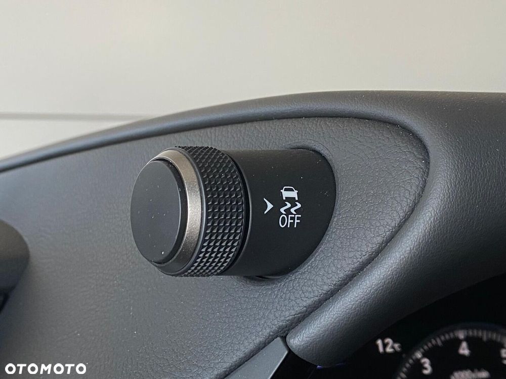 Lexus ES 300h Business Edition - 32