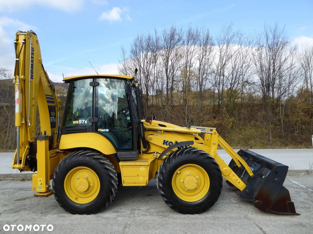 Komatsu WB97S - 4
