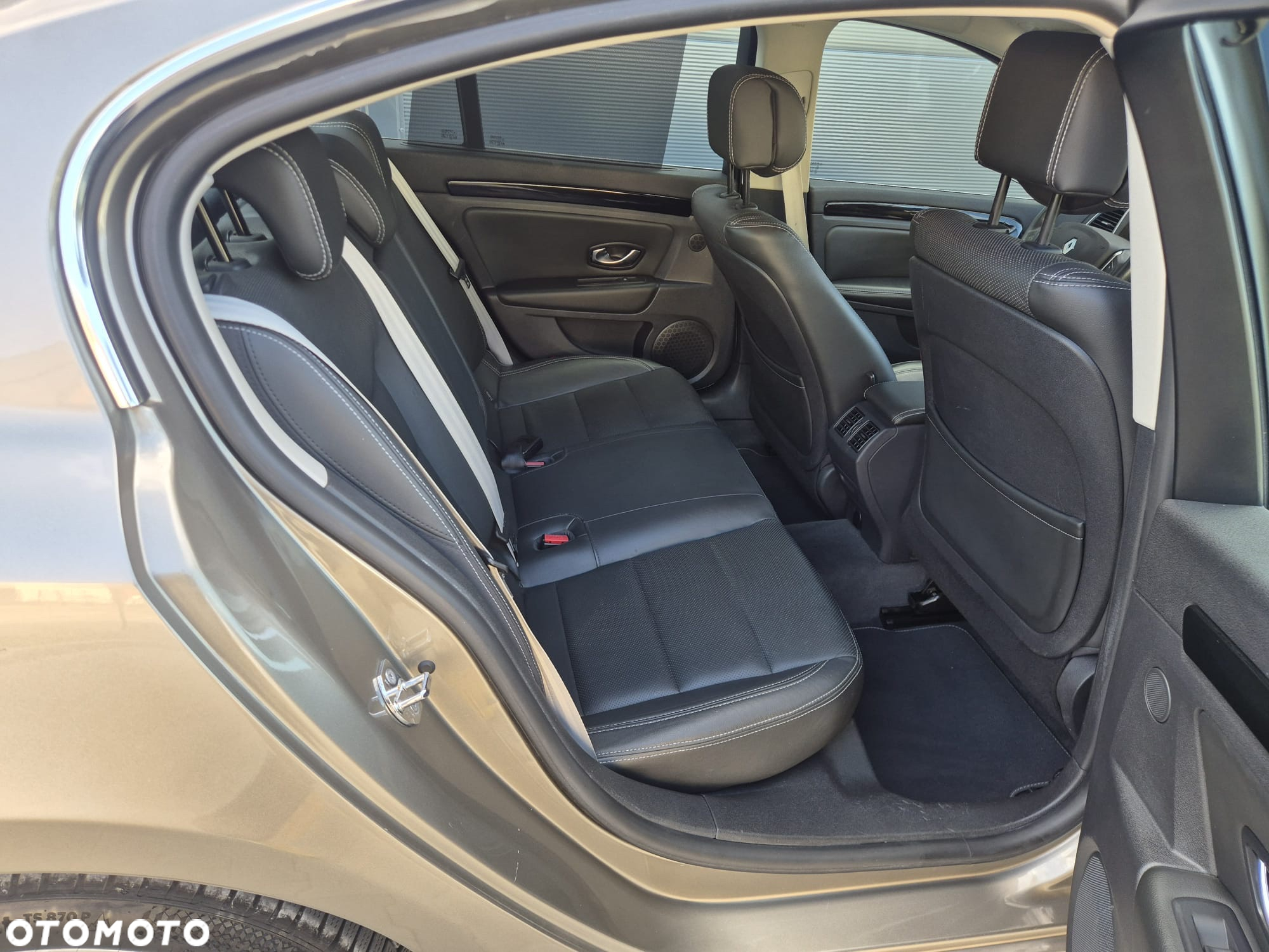 Renault Laguna 2.0 Bose Edition - 21