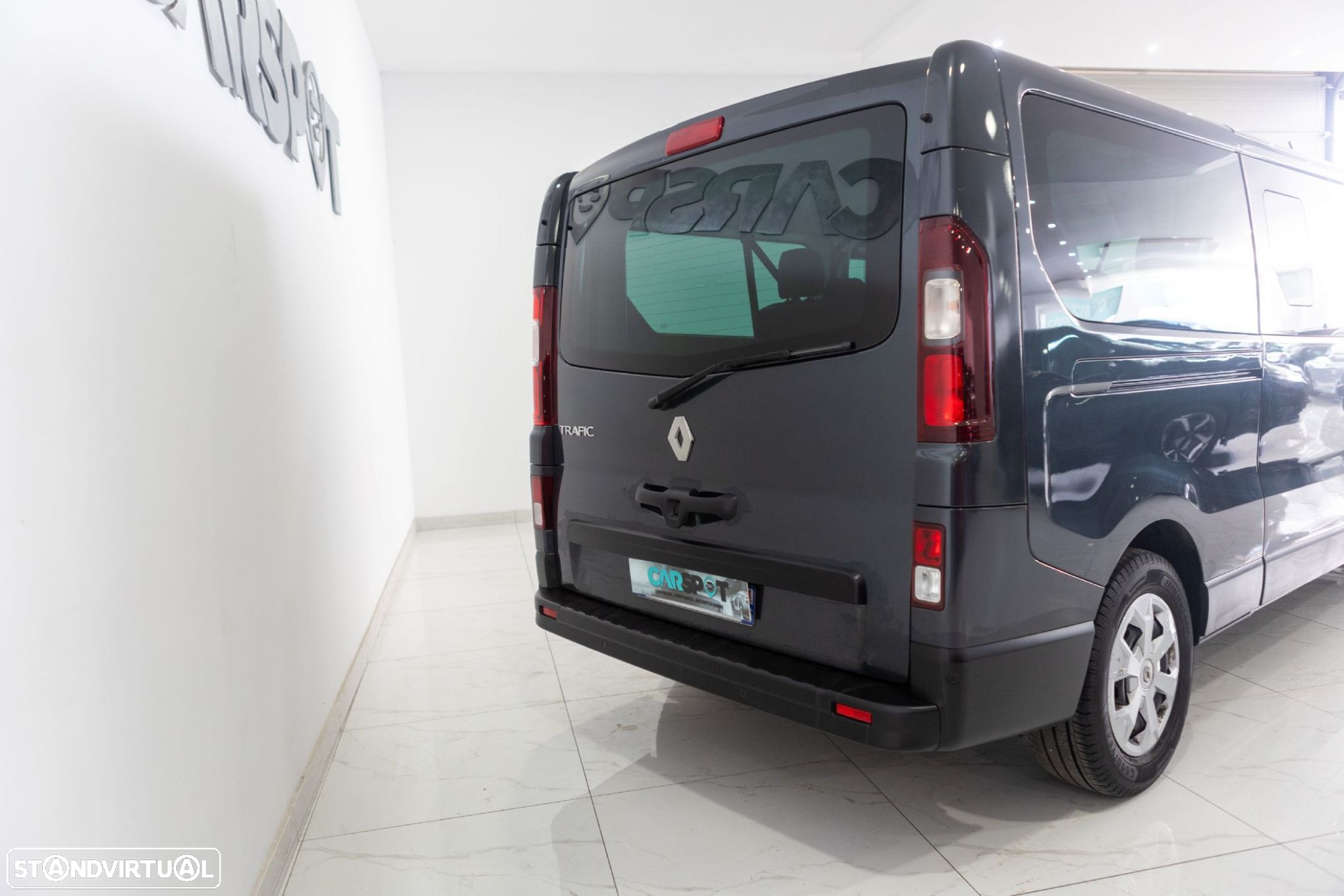 Renault Trafic - 8